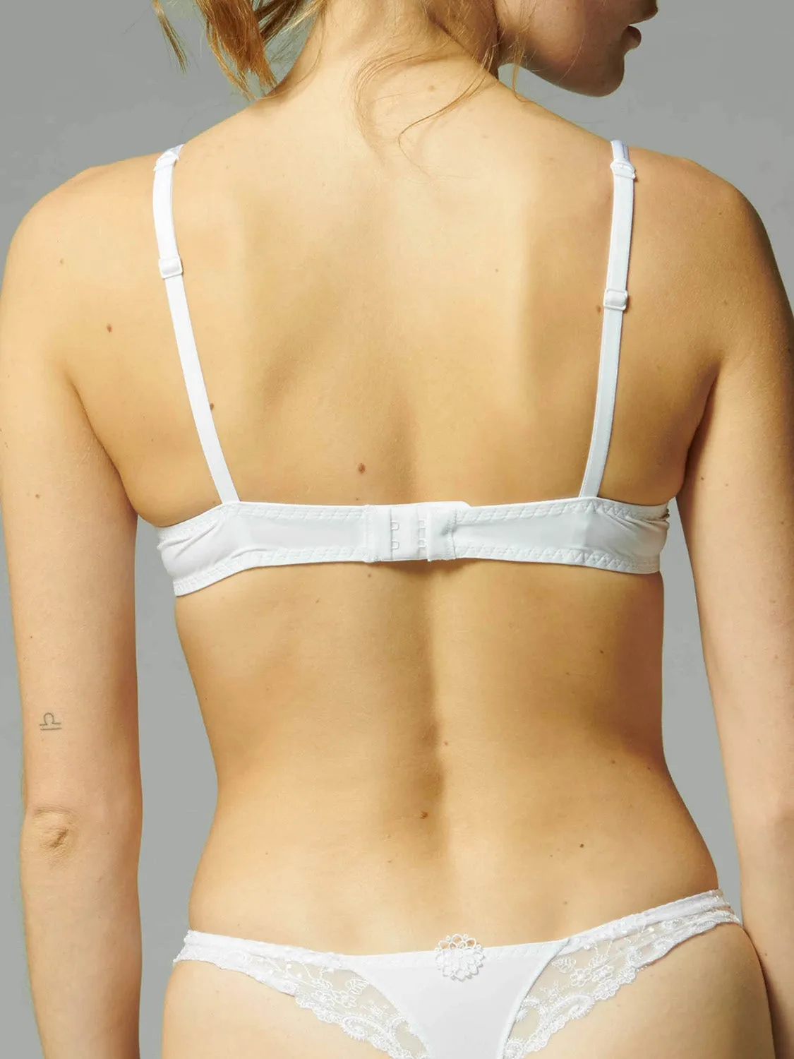 Delice Sheer Demi - White